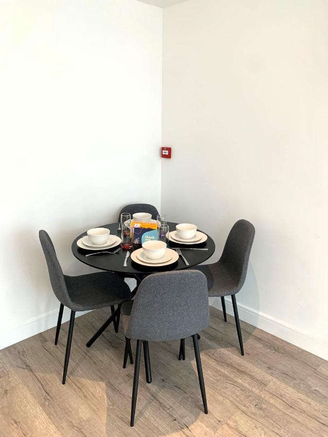 לונדון Modern Studio Flat Near Highbury & Islington Station מראה חיצוני תמונה